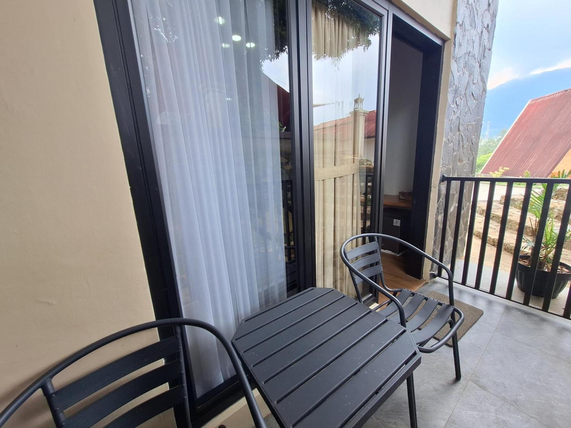 Urbanview Hotel Inkoppabri Cisarua Puncak Exterior foto